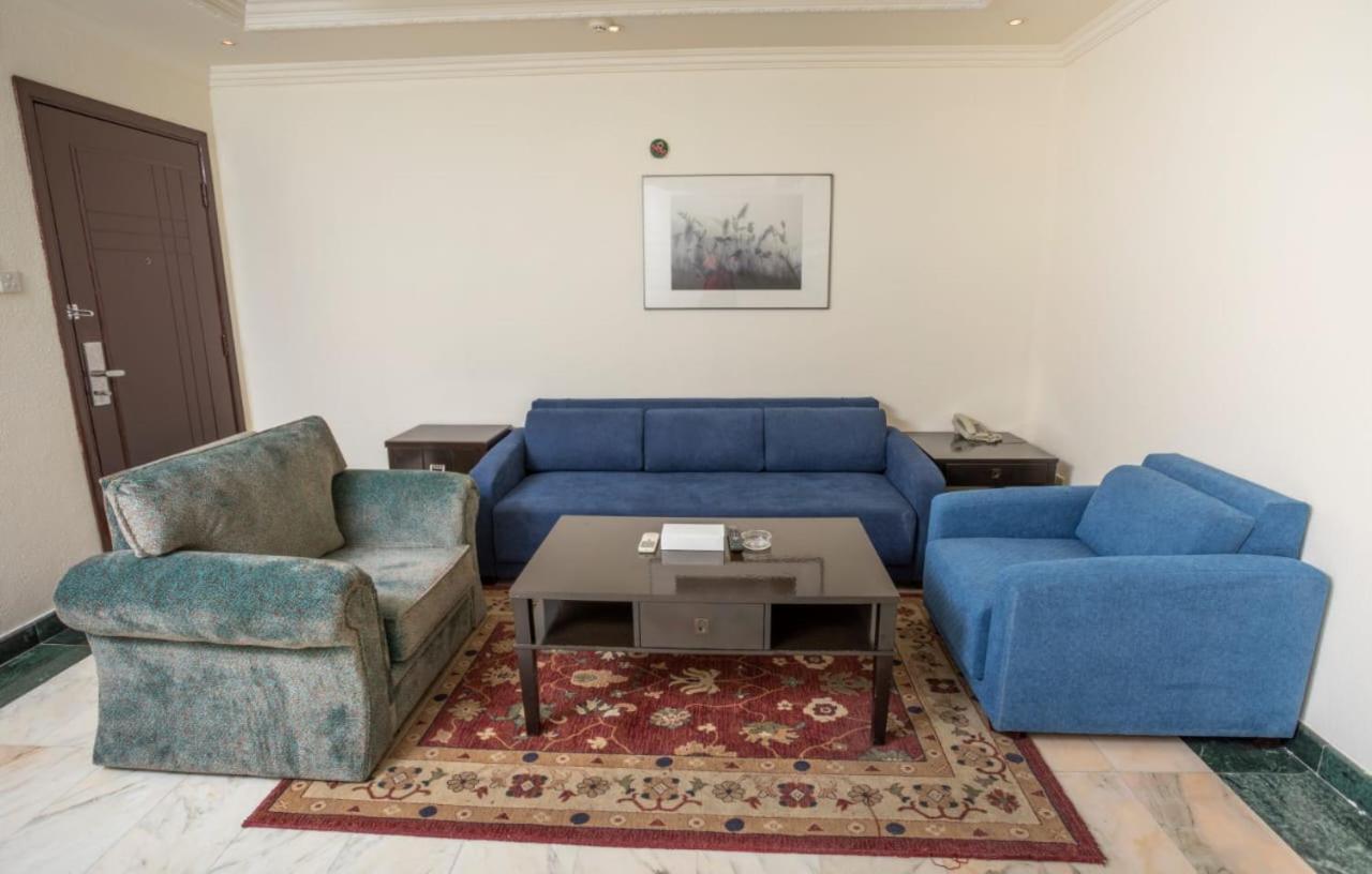 Delmon Hotel Suites Dżedda Zewnętrze zdjęcie