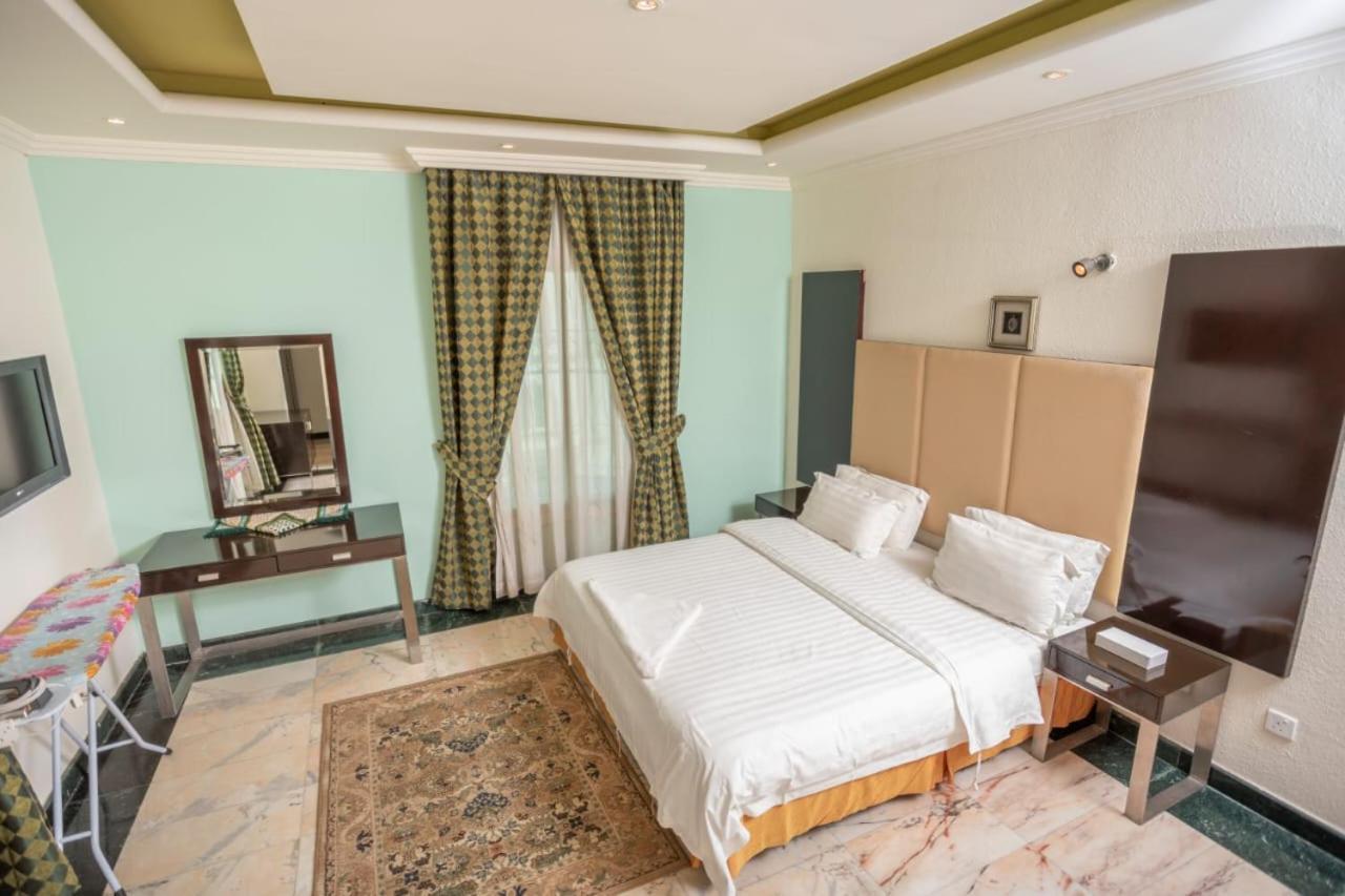 Delmon Hotel Suites Dżedda Zewnętrze zdjęcie