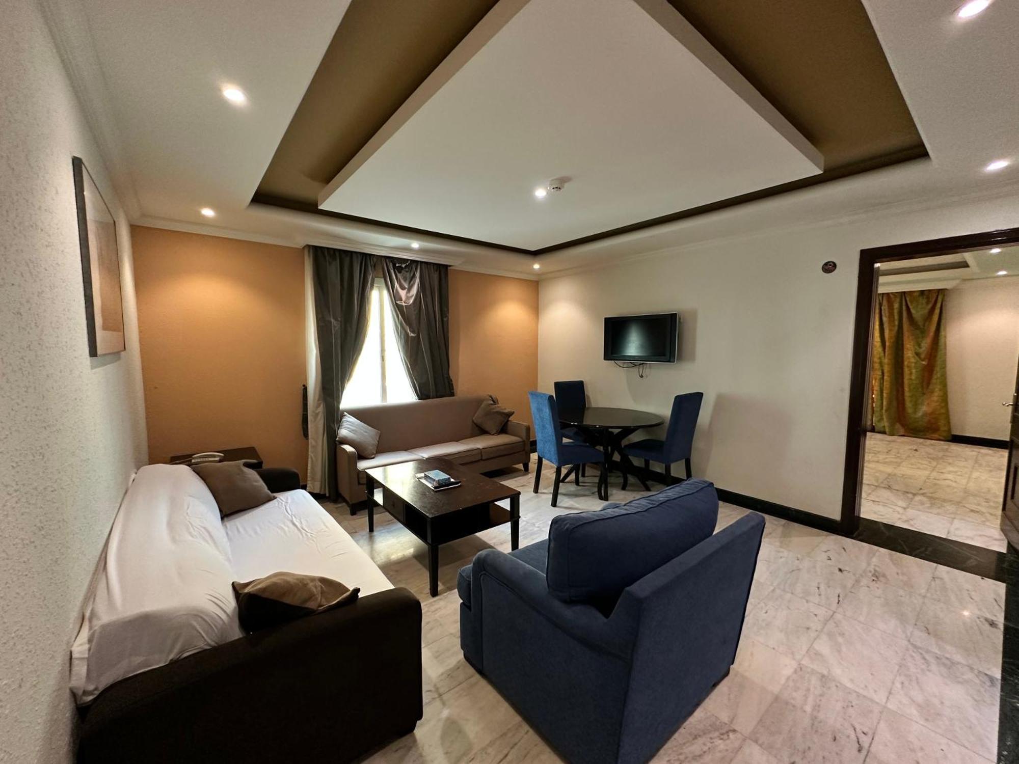 Delmon Hotel Suites Dżedda Zewnętrze zdjęcie