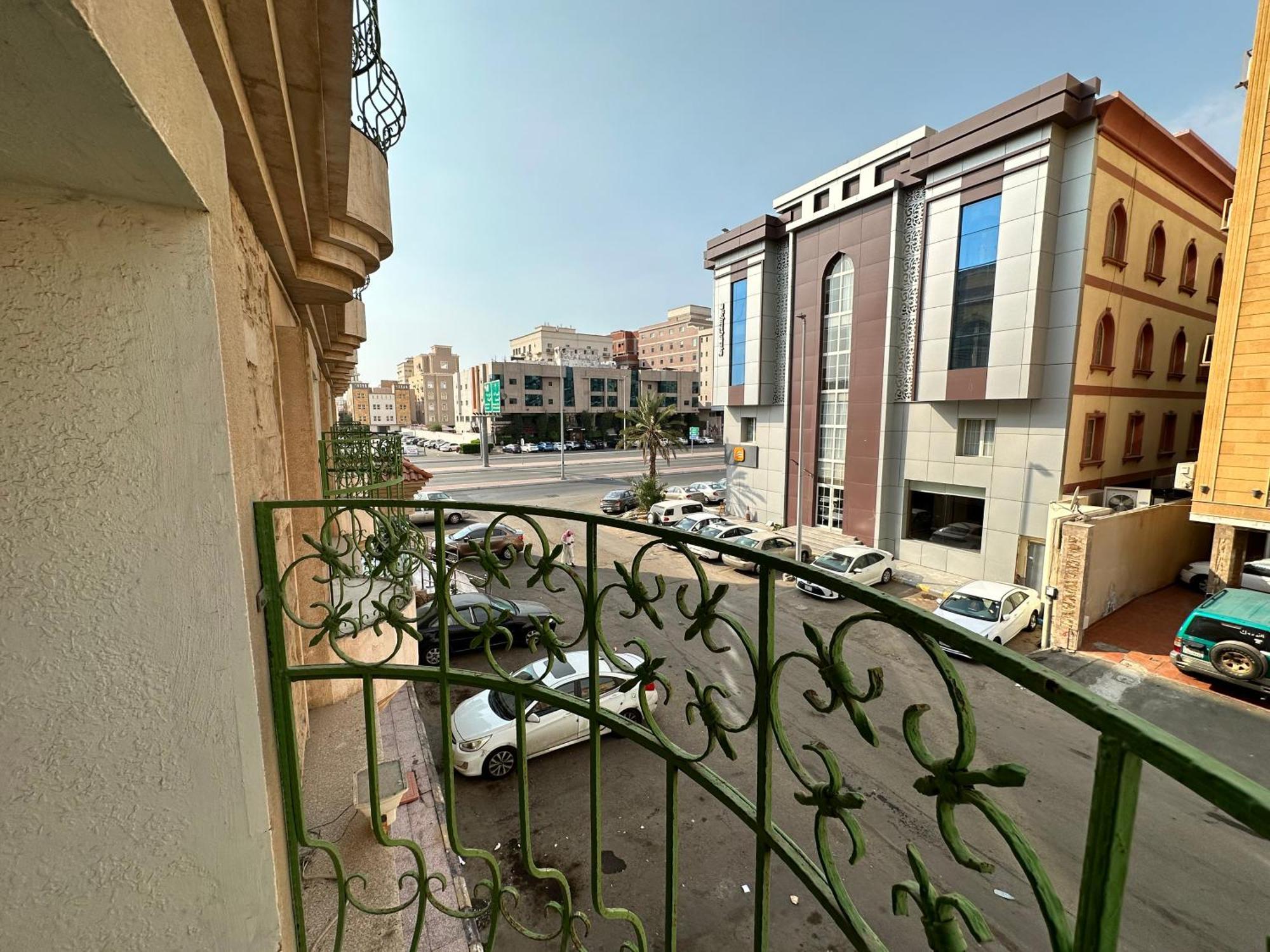 Delmon Hotel Suites Dżedda Zewnętrze zdjęcie